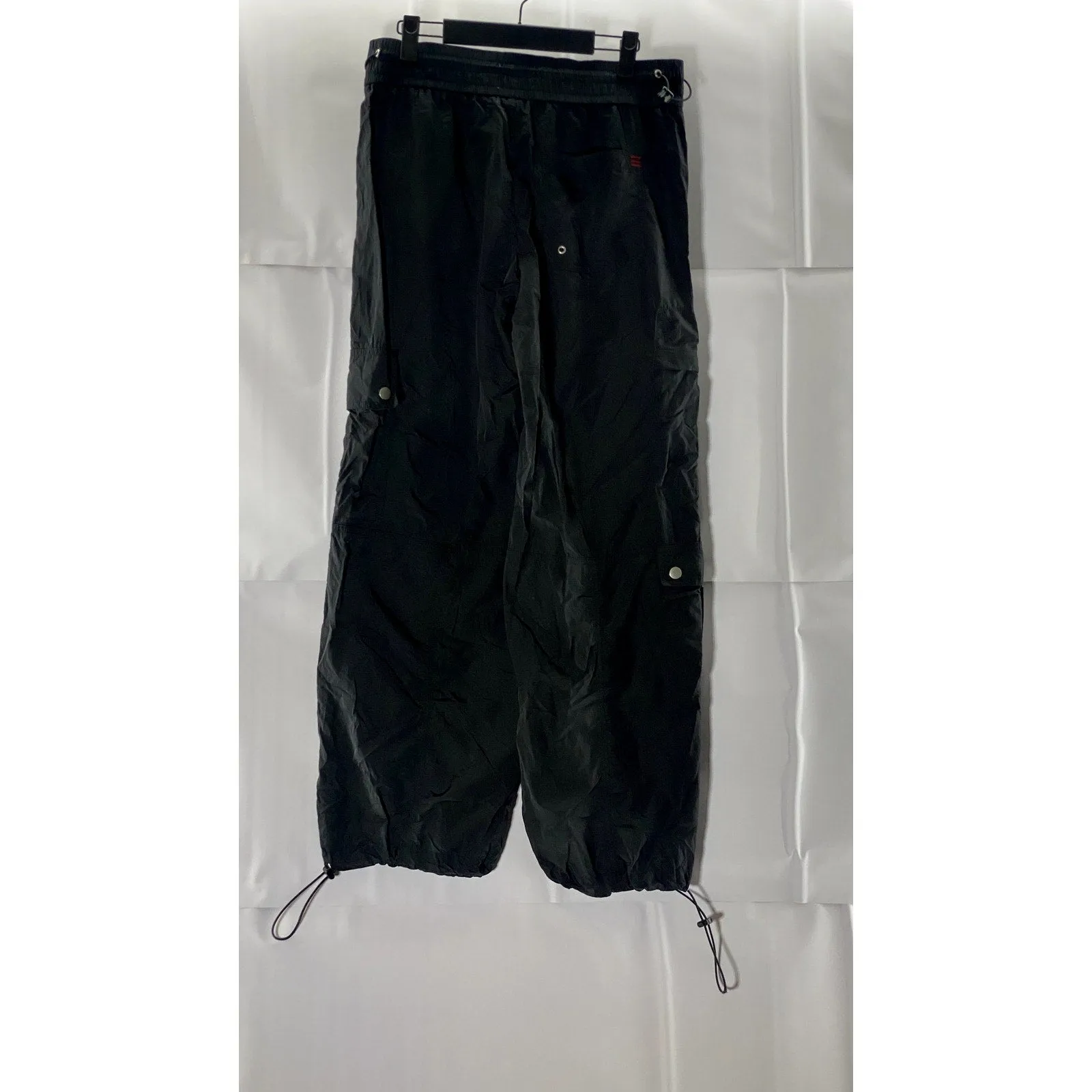 BDG By Urban Outfitters Women's Black Jemma Nylon Mid-Rise Cargo Pants SZ S